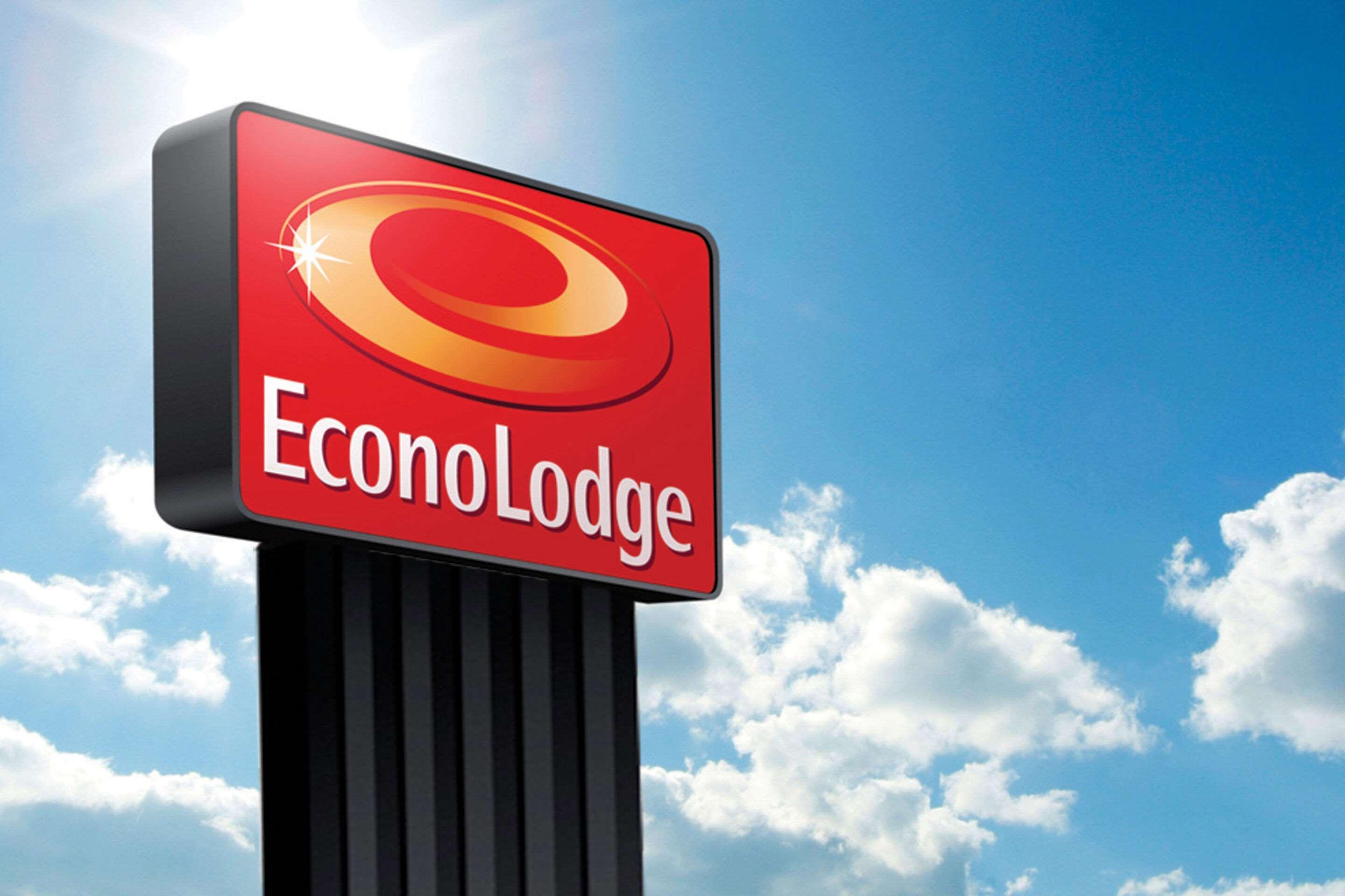 Econo Lodge 프레스트시티 외부 사진
