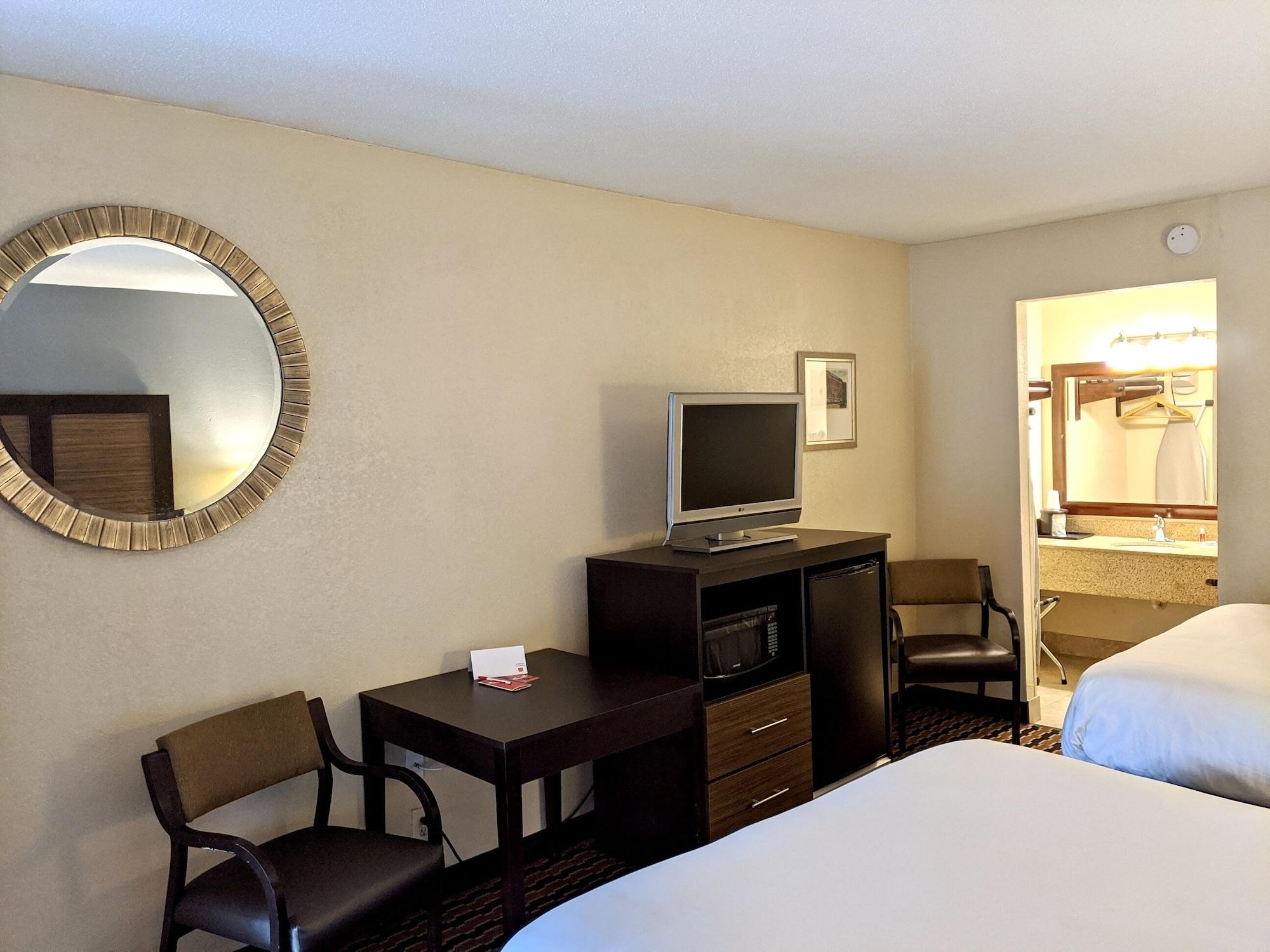 Econo Lodge 프레스트시티 외부 사진